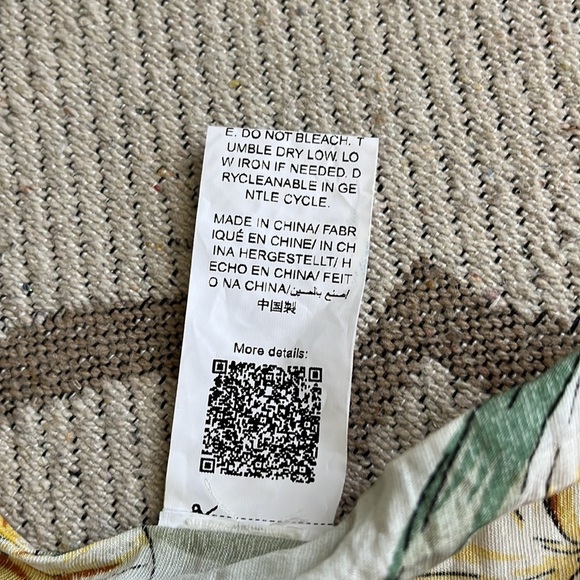 Shein tropical lightweight open front removable belt side slits Kimono - Picture 9 of 11